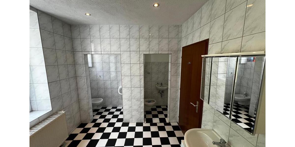 Erdgeschoßwohnung Saarlouis - 3 Zimmer, 75 m&sup2;, 1.000&euro; | Angebot:24351930