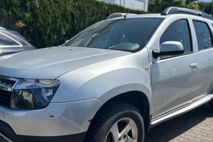 Dacia Duster 123.000 km 5.900 &euro; Saarlouis 66740