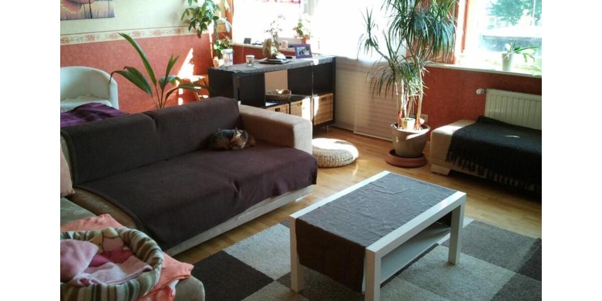 Etagenwohnung Neunkirchen Heinitz - 3 Zimmer, 105 m&sup2;, 750&euro; | Angebot:25933879