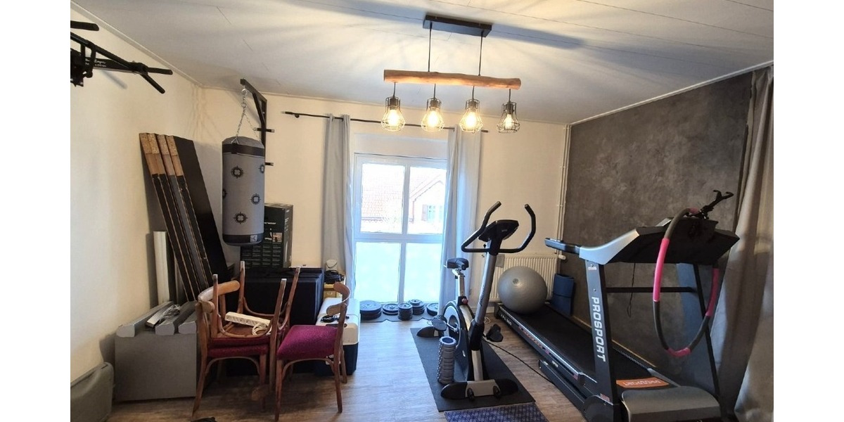 Ihr Hausprojekt in Illingen – Platz für 1–2-Familien mit Garten, Modernisierung bereits gestartet - Einfamilienhaus Illingen | Angebot:25479862