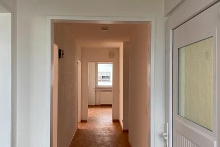 Wohnung Heusweiler - 4 Zimmer, 86 m&sup2;, 700&euro; | Angebot:25944438