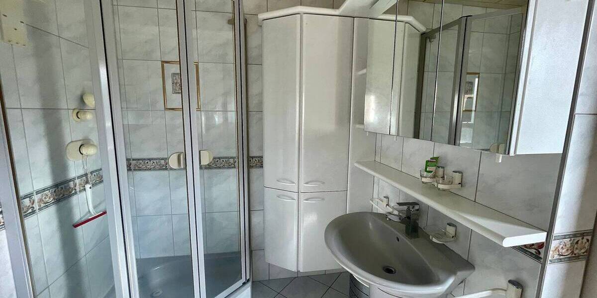 Reihenmittelhaus Großrosseln Dorf im Warndt - 6 Zimmer, 127 m&sup2;, 179.000&euro; | Angebot:25664069