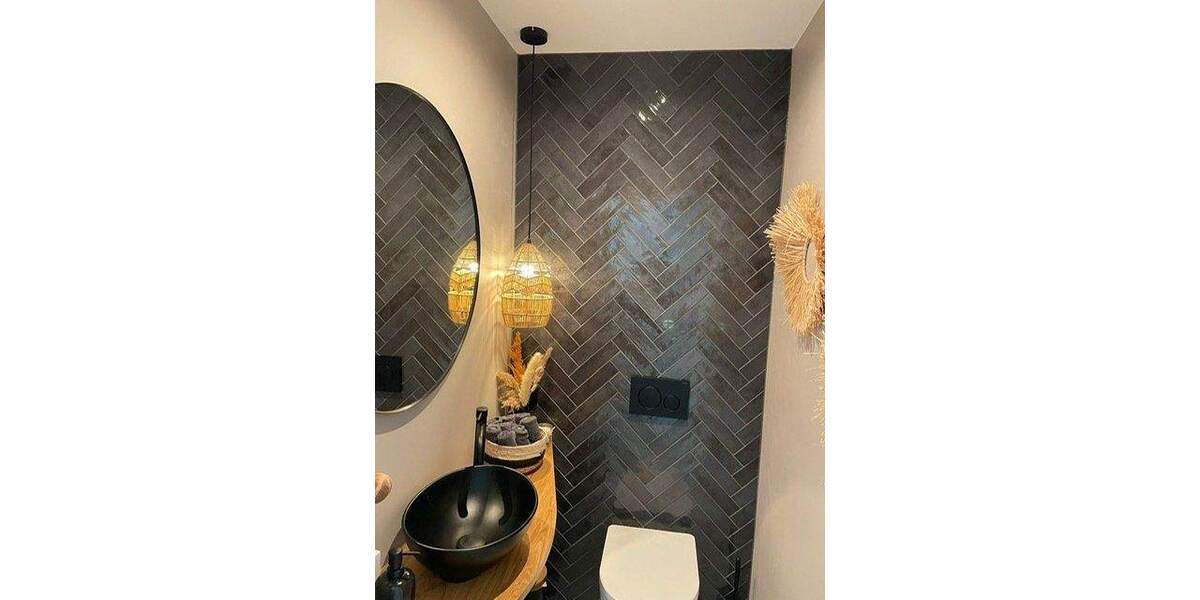 Einfamilienhaus Großrosseln - 9 Zimmer, 342 m&sup2;, 699.000&euro; | Angebot:25797882