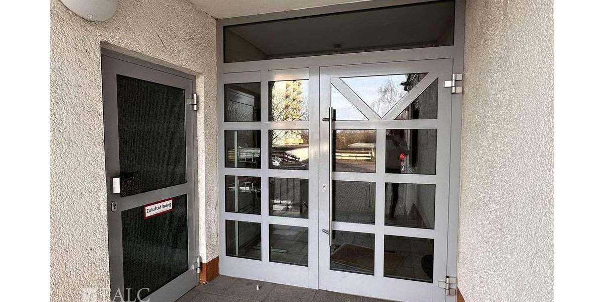 Etagenwohnung Dillingen/Saar Dillingen - 3 Zimmer, 91 m&sup2;, 135.000&euro; | Angebot:25670986