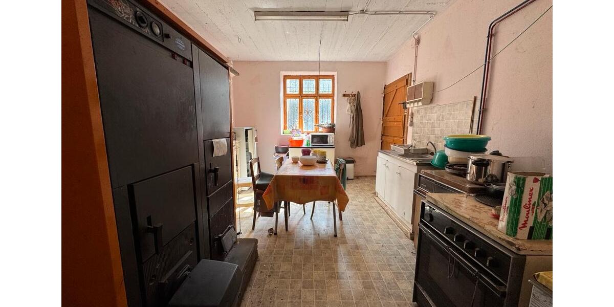 Bauernhaus, Landhaus Wallerfangen - 8 Zimmer, 200 m&sup2;, 160.000&euro; | Angebot:24801626