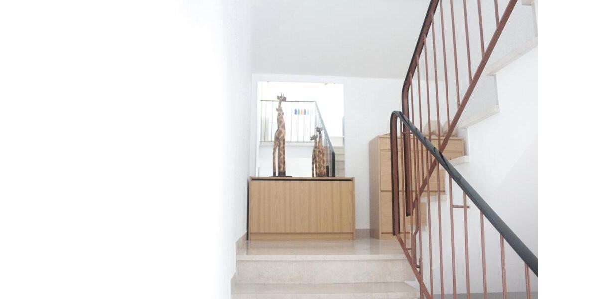 Dachgeschoßwohnung Riegelsberg - 3 Zimmer, 100 m&sup2;, 650&euro; | Angebot:26688709