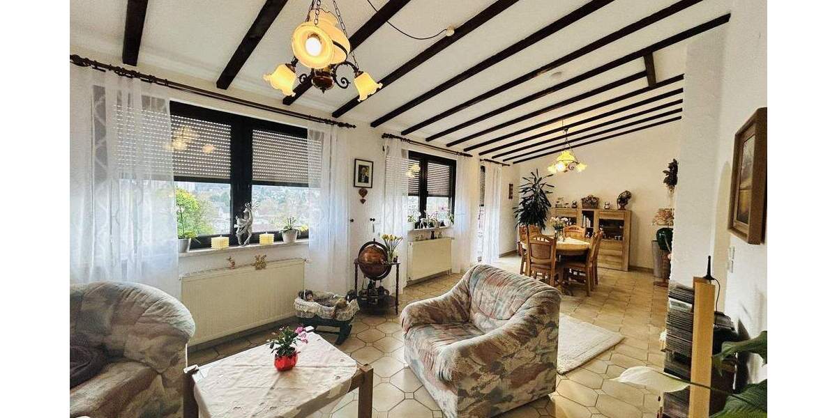 Einfamilienhaus Saarbrücken Dudweiler - 6 Zimmer, 115 m&sup2;, 125.000&euro; | Angebot:25801874