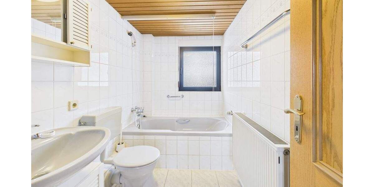 Doppelhaushälfte Saarbrücken / Altenkessel Altenkessel - 4 Zimmer, 95 m&sup2;, 158.000&euro; | Angebot:25687901