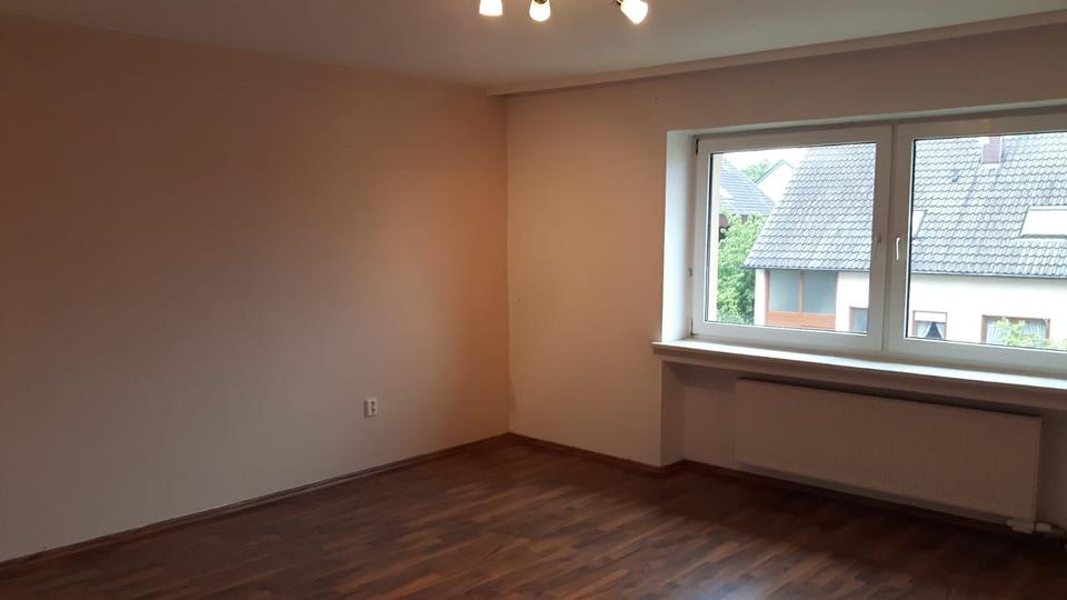 Etagenwohnung Rehlingen-Siersburg Siersburg - 3 Zimmer, 80 m&sup2;, 500&euro; | Angebot:25306178