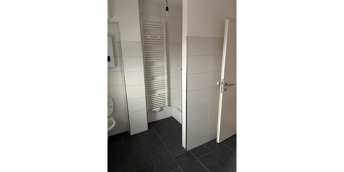 Dachgeschoßwohnung Saarbrücken - 3 Zimmer, 82 m&sup2;, 620&euro; | Angebot:25566479
