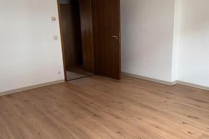 Wohnung Saarbrücken Scheidt - 1 Zimmer, 40 m&sup2;, 420&euro; | Angebot:25991081