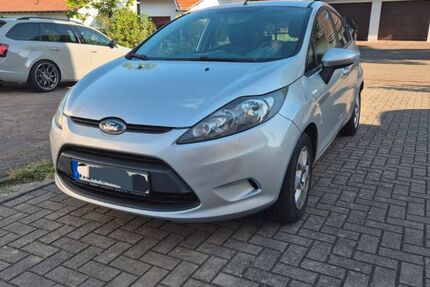 Ford Fiesta 156.000 km 2.249 &euro; Blieskastel 66440