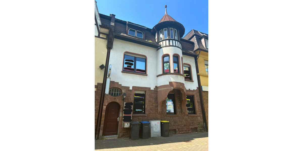 Einfamilienhaus Völklingen - 10 Zimmer, 214 m&sup2;, 325.000&euro; | Angebot:25373988