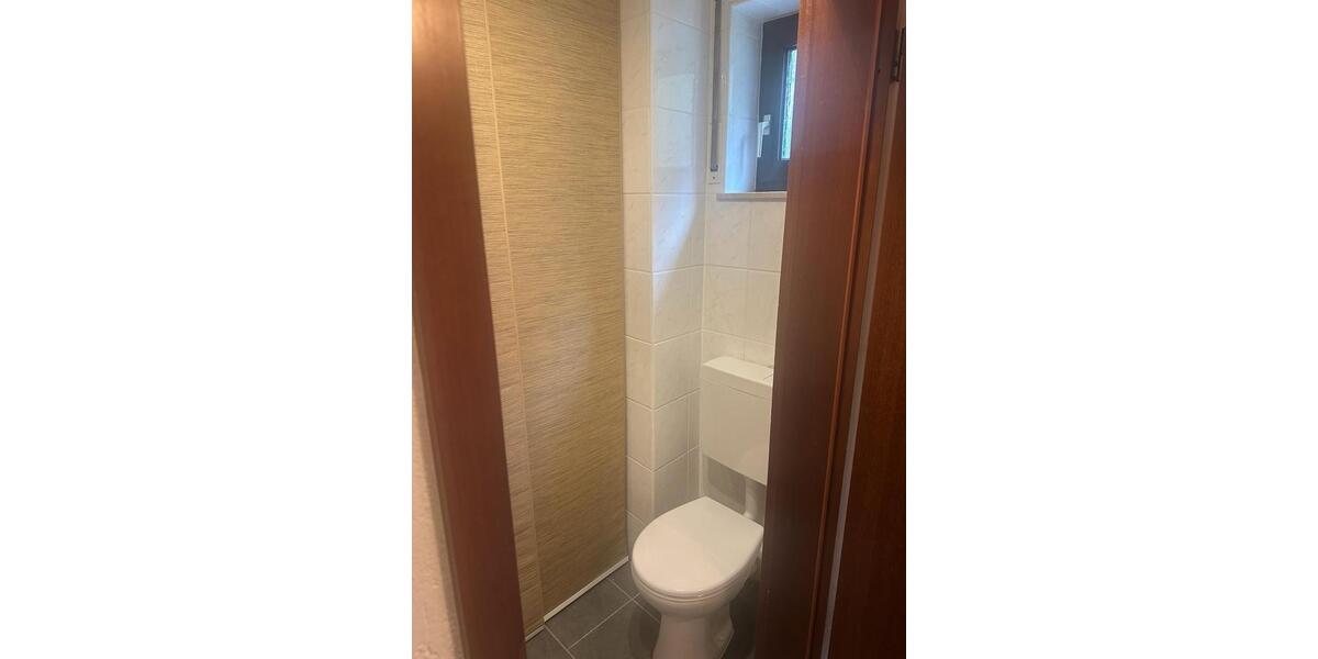 Einfamilienhaus Saarbrücken Dudweiler - 5 Zimmer, 150 m&sup2;, 250.000&euro; | Angebot:26613240
