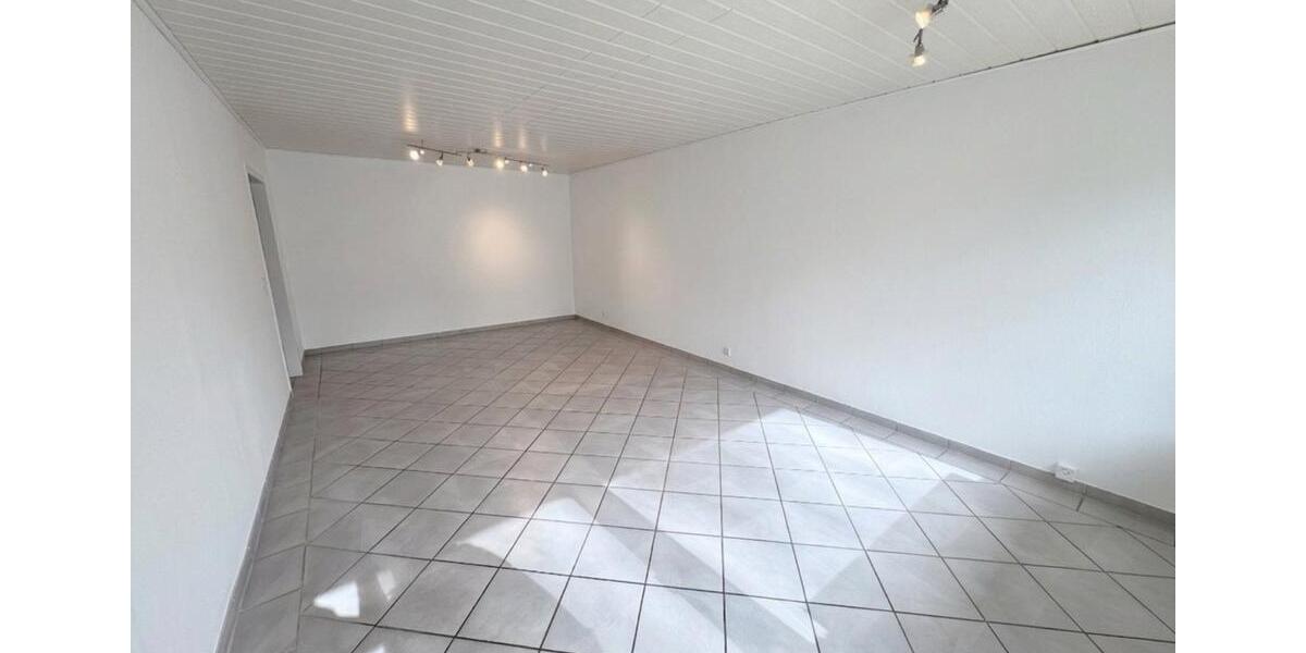 Erdgeschoßwohnung Neunkirchen - 3 Zimmer, 92 m&sup2;, 950&euro; | Angebot:25893757