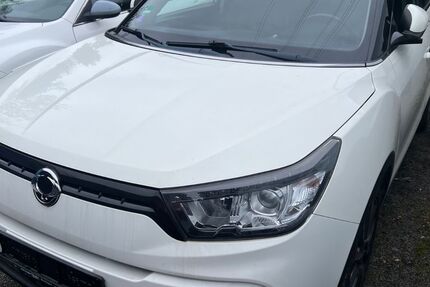 SsangYong Tivoli 150.263 km 5.900 &euro; Saarlouis 66740