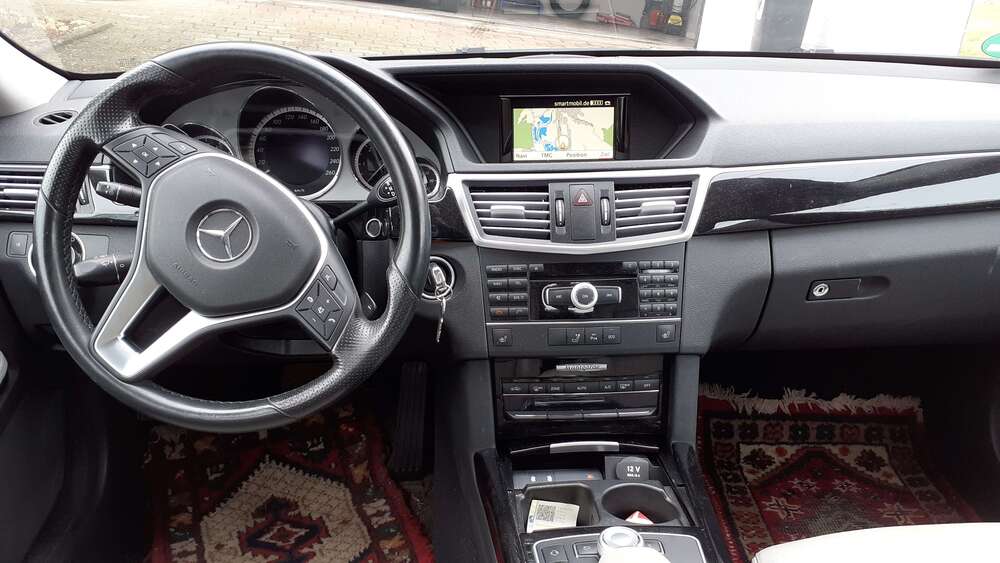 Mercedes-Benz 220 106.500 km 15.500 &euro; Nalbach 66809