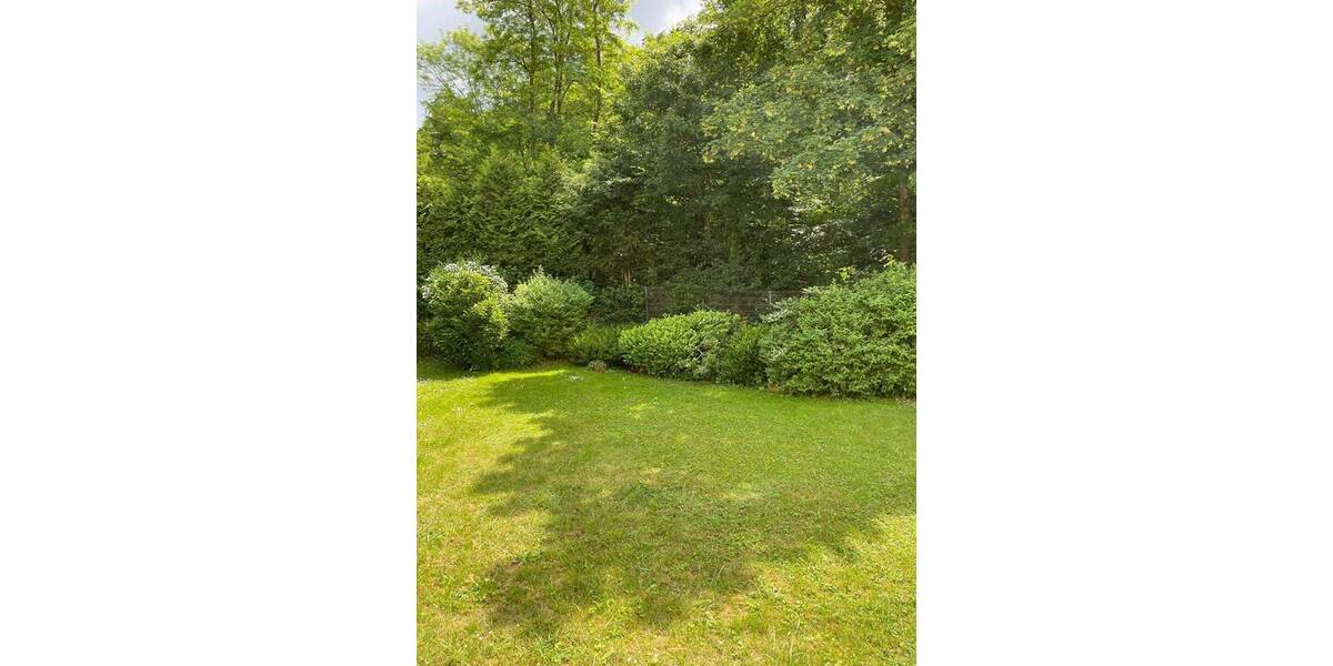 Etagenwohnung Saarbrücken St Johann - 4 Zimmer, 141 m&sup2;, 1.765&euro; | Angebot:25701499