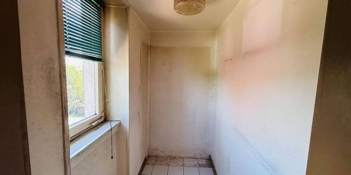 Etagenwohnung Saarbrücken Güdingen - 3 Zimmer, 81 m&sup2;, 85.000&euro; | Angebot:26697996