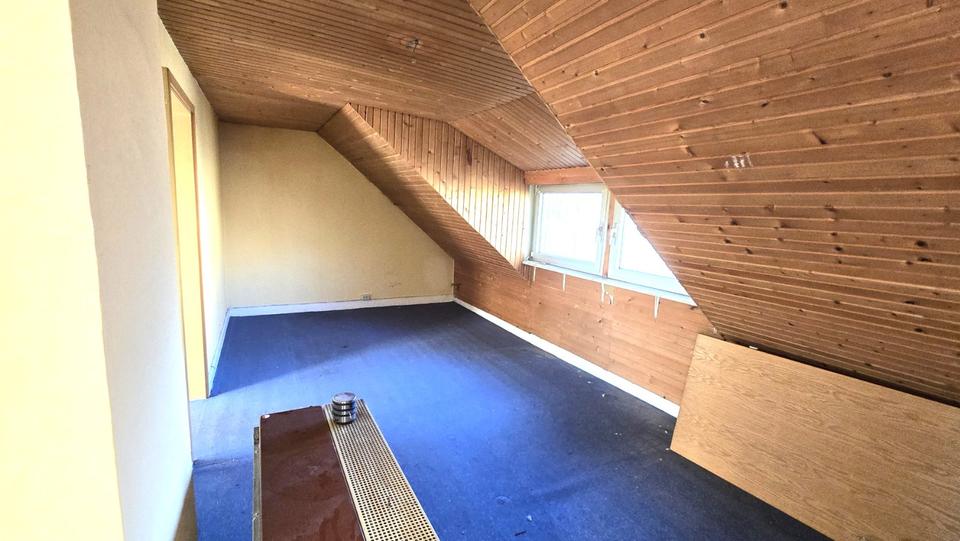 Reihenhaus Saarbrücken Dudweiler - 5 Zimmer, 110 m&sup2;, 100.000&euro; | Angebot:26780235