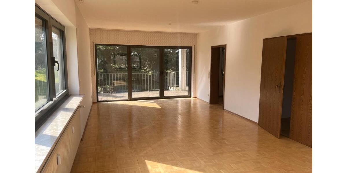 Erdgeschoßwohnung Tholey - 4 Zimmer, 105 m&sup2;, 700&euro; | Angebot:25456598