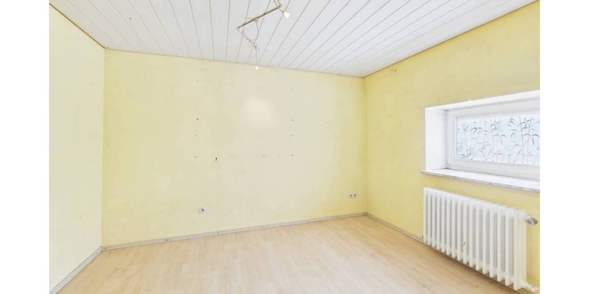 Einfamilienhaus Ottweiler / Lautenbach Lautenbach - 8 Zimmer, 174 m&sup2;, 228.000&euro; | Angebot:26514929
