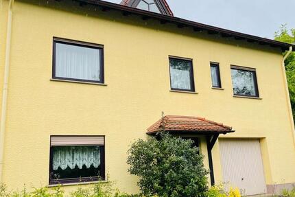 Haus Ottweiler - 6 Zimmer, 180 m&sup2;, 260.000&euro; | Angebot:26535048