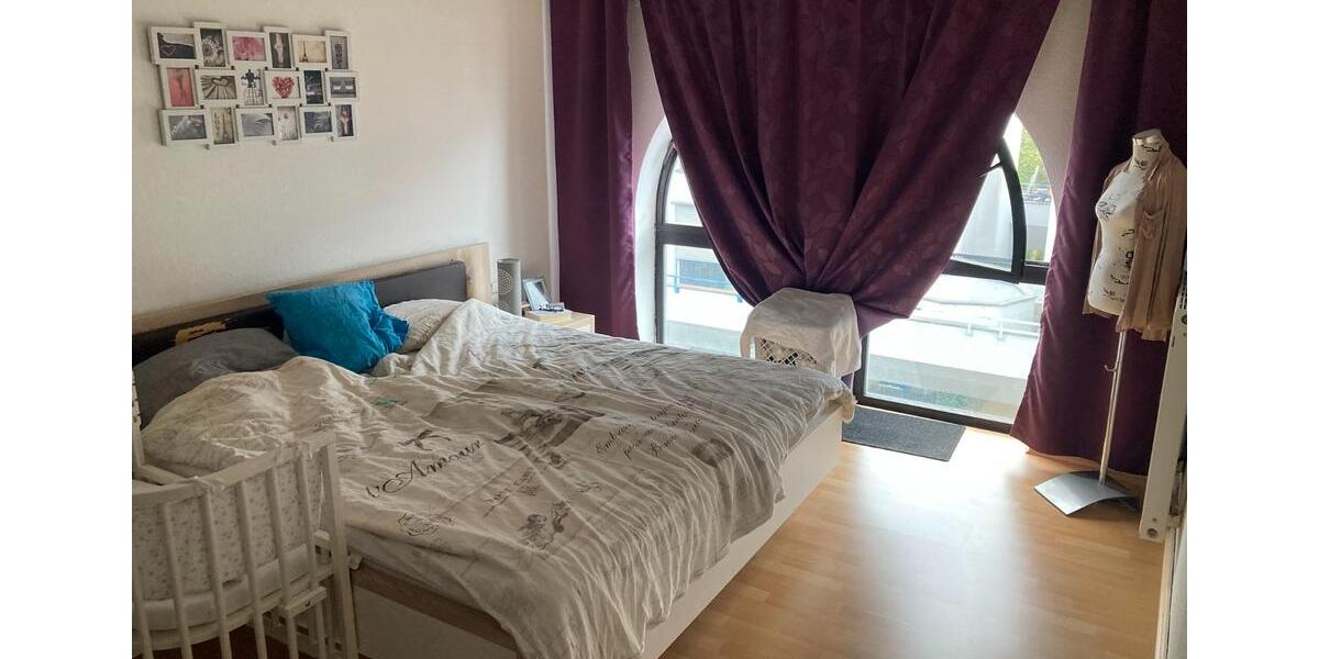 Dachgeschoßwohnung Saarlouis - 6 Zimmer, 116 m&sup2;, 240.000&euro; | Angebot:26145652