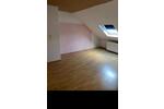 Dachgeschoßwohnung Quierschied - 1 Zimmer, 120 m&sup2;, 480&euro; | Angebot:25795235