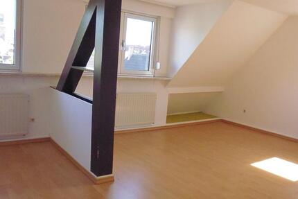 Wohnung Waldmohr - 3 Zimmer, 87 m&sup2;, 650&euro; | Angebot:25994774