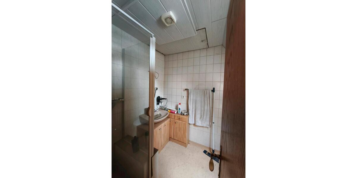 Reihenhaus Sankt Wendel - 7 Zimmer, 200 m&sup2;, 160.000&euro; | Angebot:24236125