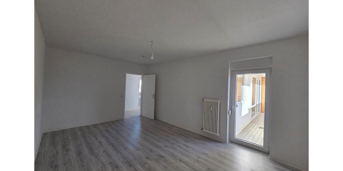 Etagenwohnung Saarbrücken Eschberg - 2 Zimmer, 73 m&sup2;, 694&euro; | Angebot:24700380