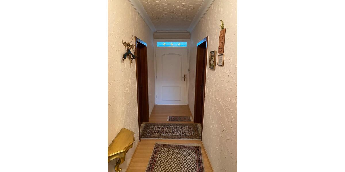 Etagenwohnung Heusweiler - 4 Zimmer, 160 m&sup2;, 1.200&euro; | Angebot:26049460