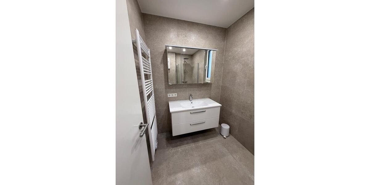 Etagenwohnung Bous - 2 Zimmer, 60 m&sup2;, 1.000&euro; | Angebot:24854529