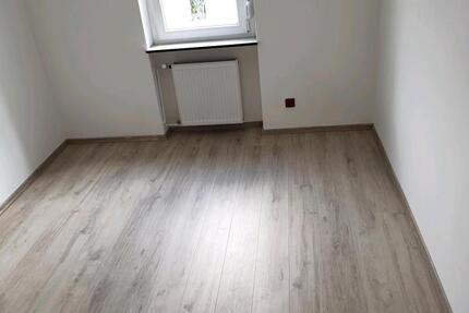 Wohnung Schiffweiler - 2 Zimmer, 52 m&sup2;, 510&euro; | Angebot:25899759