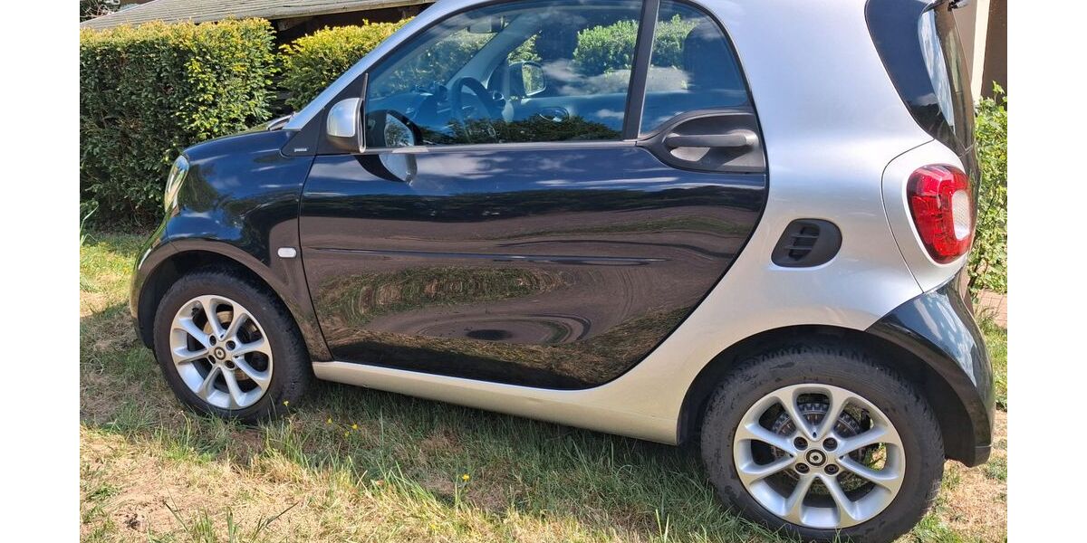 Smart ForTwo 36.500 km 10.400 &euro; Neunkirchen 66539