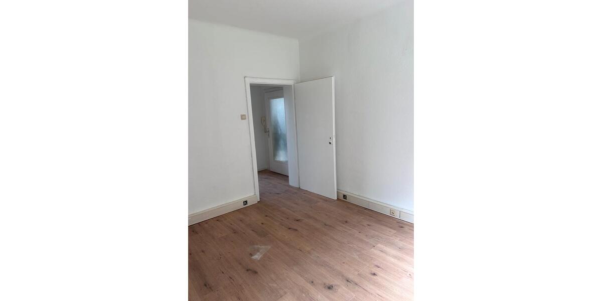 Etagenwohnung Saarbrücken Neue Bremm - 2 Zimmer, 45 m&sup2;, 460&euro; | Angebot:26609520