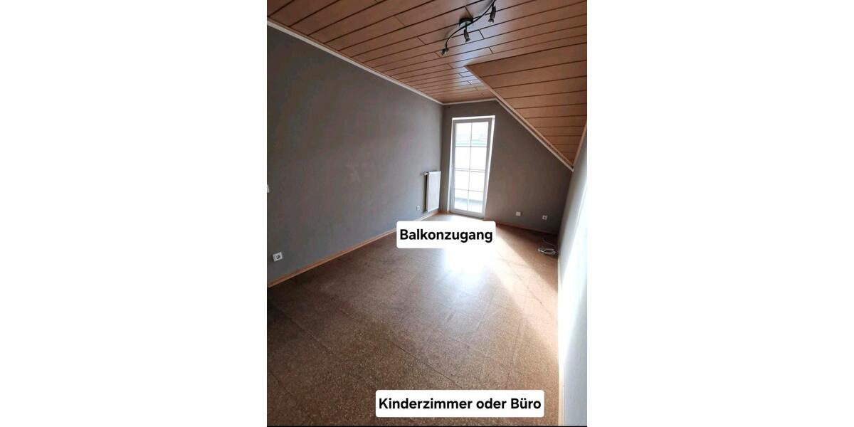 Dachgeschoßwohnung Ottweiler - 3 Zimmer, 90 m&sup2;, 650&euro; | Angebot:25856542