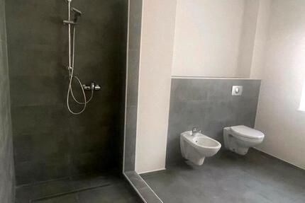 Haus Saarwellingen - 10 Zimmer, 300 m&sup2;, 350.000&euro; | Angebot:25588634