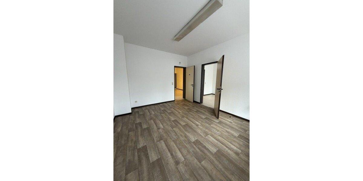 Gewerbeobjekt Eppelborn - 750&euro; | Angebot:26447482