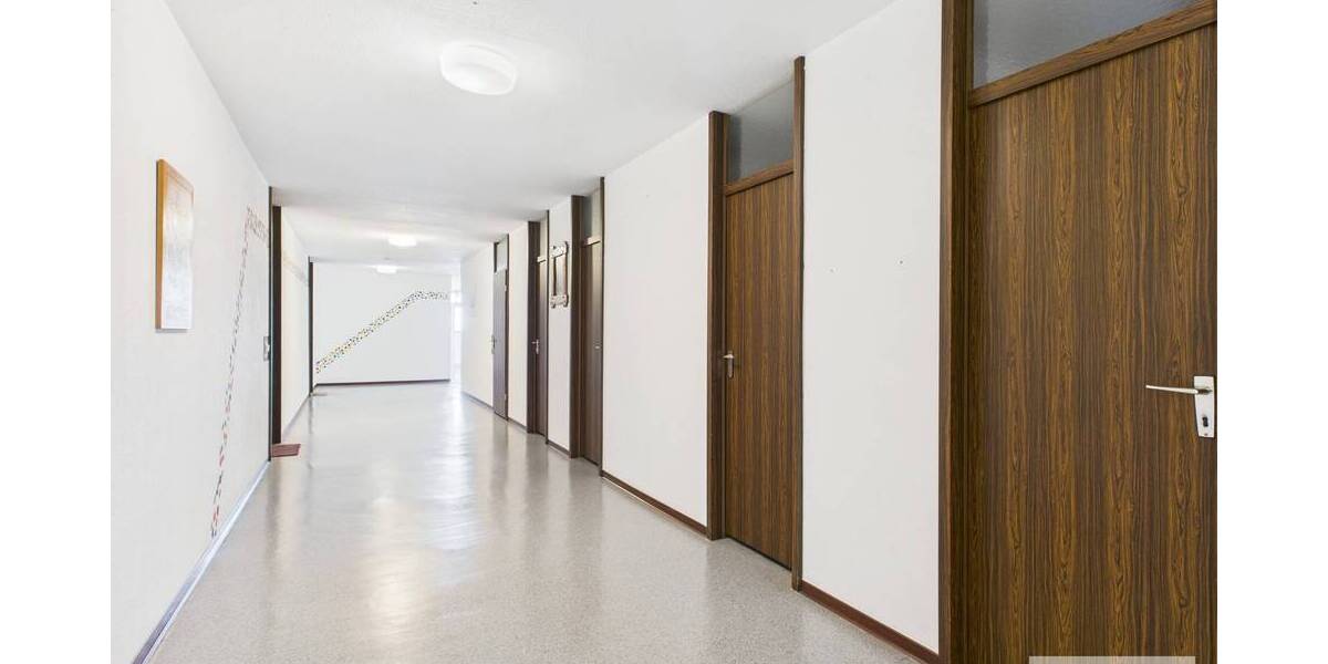 Etagenwohnung Neunkirchen/Saar Innenstadt - 3 Zimmer, 92 m&sup2;, 129.000&euro; | Angebot:25726195