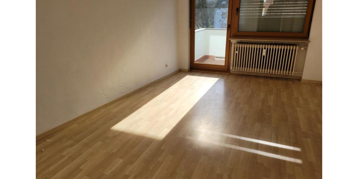 Etagenwohnung Saarbrücken St. Arnual - 1 Zimmer, 40 m&sup2;, 450&euro; | Angebot:25866775