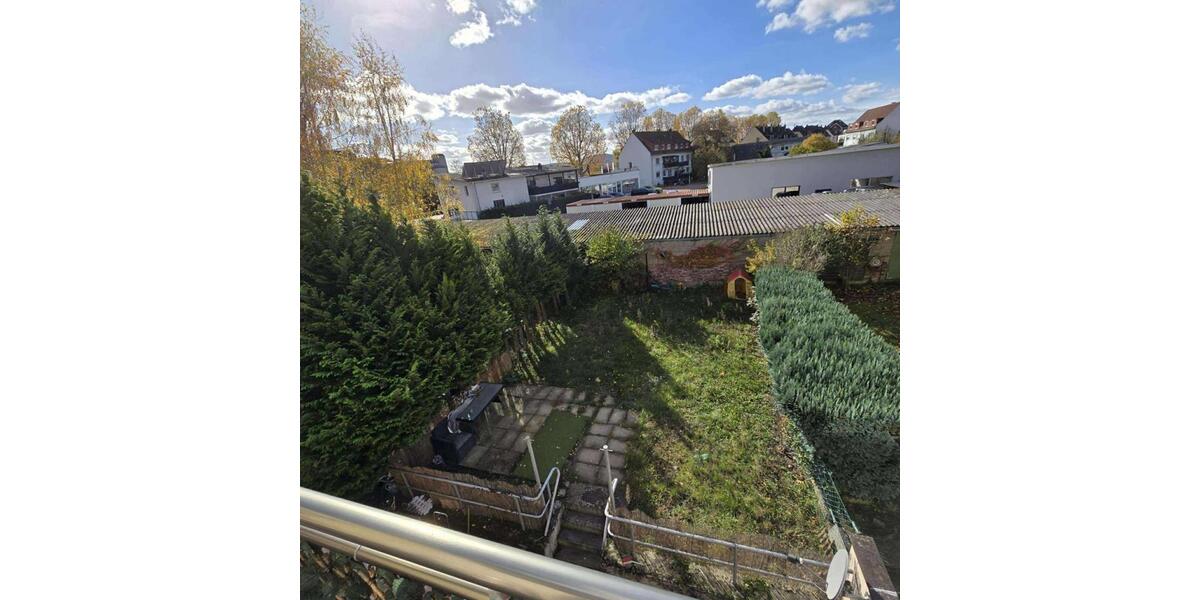 Mehrfamilienhaus, Wohnhaus Homburg - 9 Zimmer, 215 m&sup2;, 450.000&euro; | Angebot:25332382