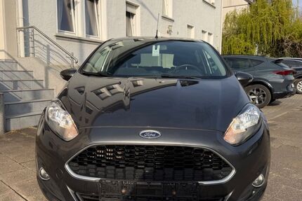 Ford Fiesta 108.860 km 5.400 &euro; Saarlouis 66740