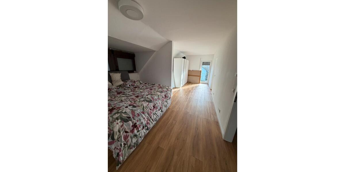 Einfamilienhaus Saarlouis - 7 Zimmer, 172 m&sup2;, 450.000&euro; | Angebot:25391817