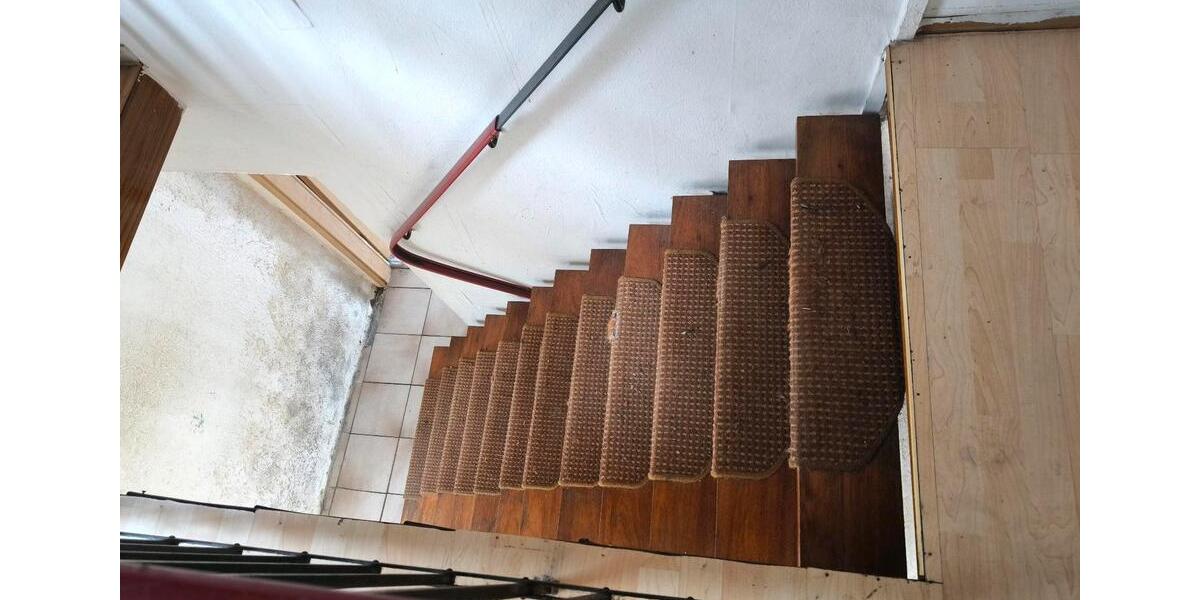 Einfamilienhaus Dillingen (Saar) - 6 Zimmer, 120 m&sup2;, 100.000&euro; | Angebot:24470013