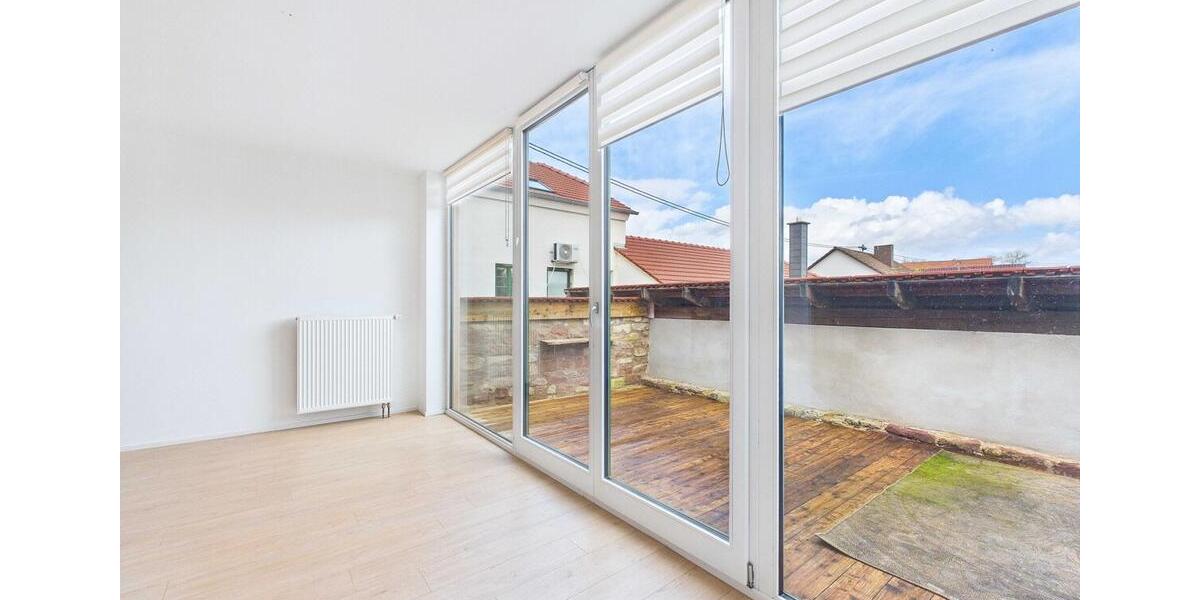 Etagenwohnung Saarlouis - 3 Zimmer, 117 m&sup2;, 1.150&euro; | Angebot:25782412