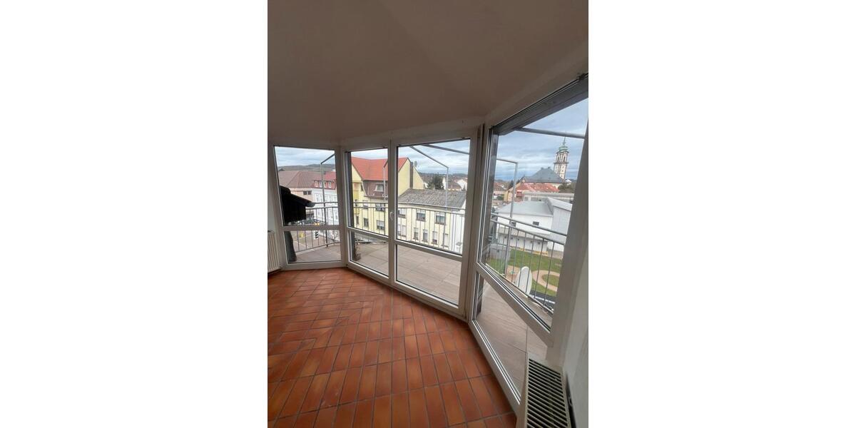 Dachgeschoßwohnung Völklingen - 3 Zimmer, 110 m&sup2;, 950&euro; | Angebot:25589315
