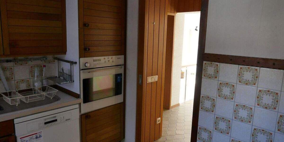 Einfamilienhaus Saarbrücken Eschberg - 5 Zimmer, 140 m&sup2;, 330.000&euro; | Angebot:25818416