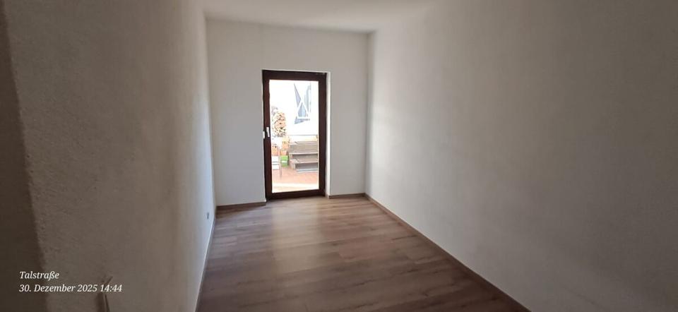 Erdgeschoßwohnung Blieskastel - 5 Zimmer, 155 m&sup2;, 995&euro; | Angebot:24350550